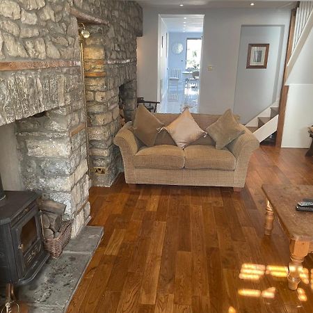 17 Eastgate Villa Cowbridge Buitenkant foto