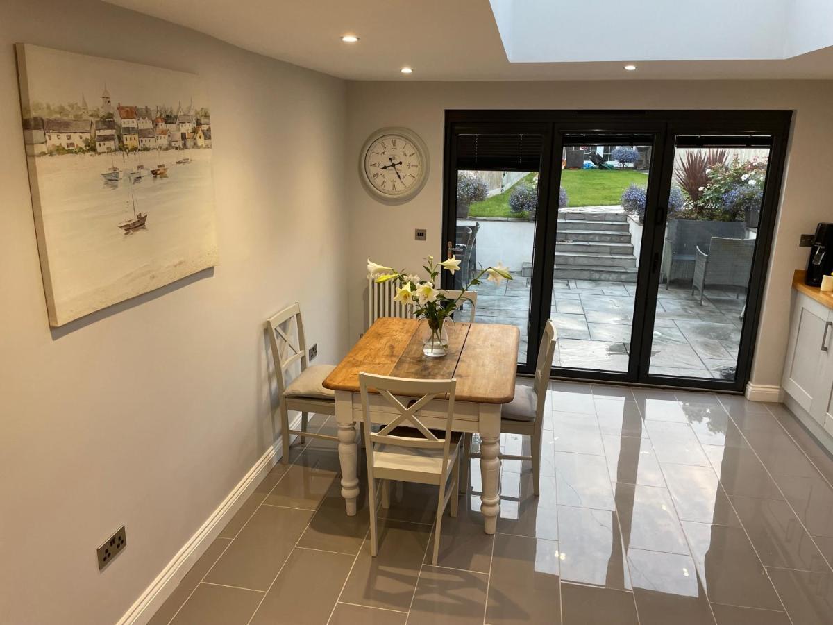 17 Eastgate Villa Cowbridge Buitenkant foto