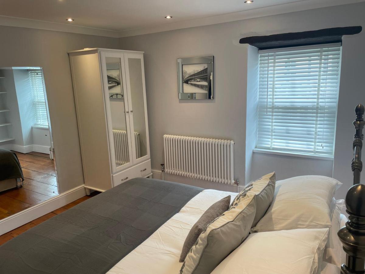 17 Eastgate Villa Cowbridge Buitenkant foto