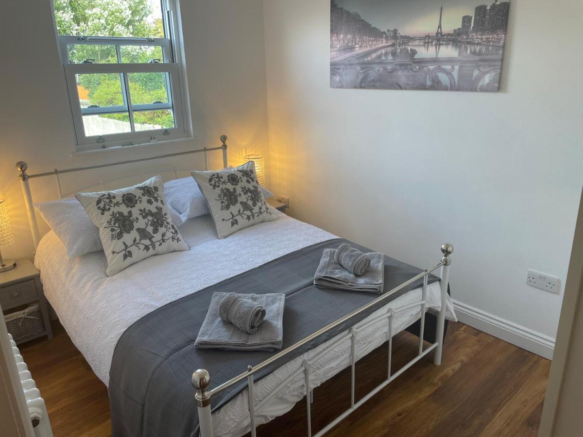17 Eastgate Villa Cowbridge Buitenkant foto
