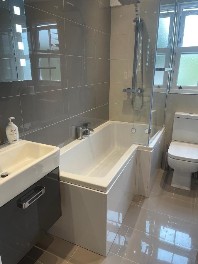 17 Eastgate Villa Cowbridge Buitenkant foto