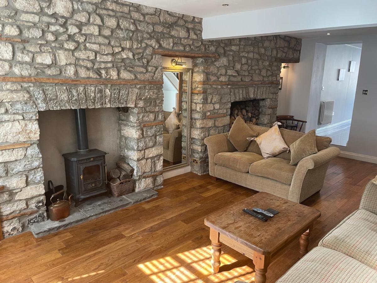 17 Eastgate Villa Cowbridge Buitenkant foto